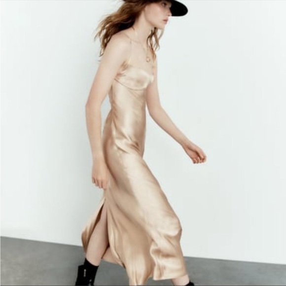 COPY - Satin effect cutout dress taupe grey - Picture 4 of 15